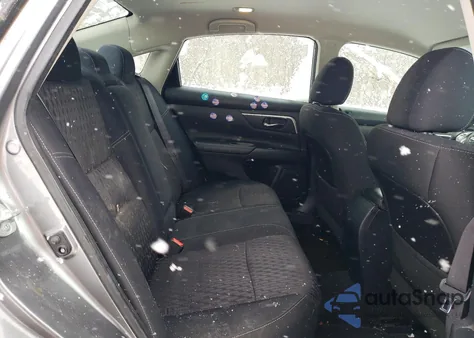 2018 Nissan Altima 2.5 z USA, uszkodzony, nr VIN 1N4AL3AP0JC173693